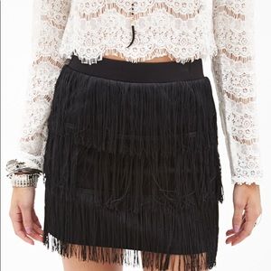 🌿 Fringe pleather Mini skirt